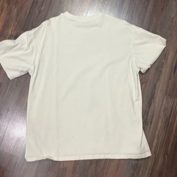 Gucci Cream T-Shirt with Red and Green Logo